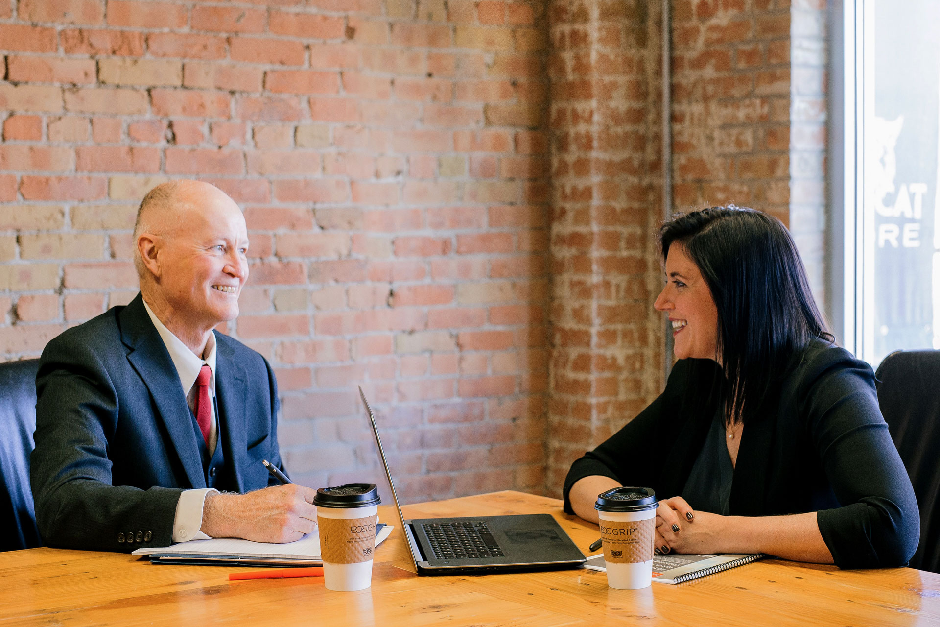 Coaching-Gespräch im Büro – Honorare & Erstgespräch bei Reile Consulting